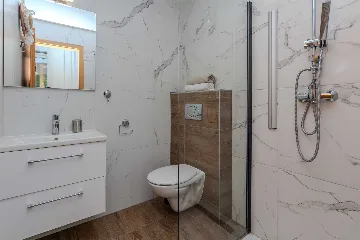 Holiday House in Nin, Zaton (Sleeps 8)