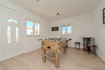 Holiday house in Ninski Stanovi for 8–10 guests