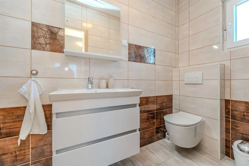 Holiday house in Ninski Stanovi for 8–10 guests
