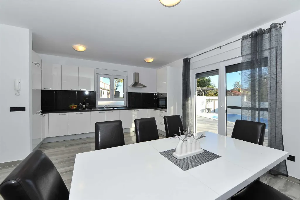 Privlaka Villa for 6–8 Guests with Private Pool