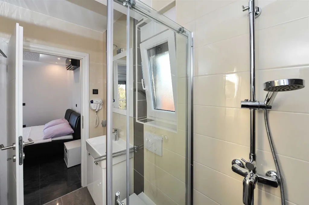 Privlaka Villa for 6–8 Guests with Private Pool