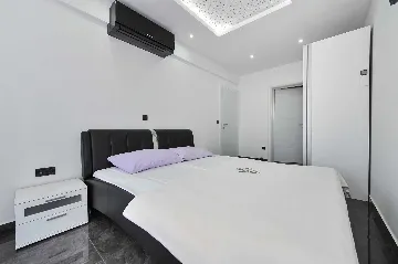 Privlaka Villa for 6–8 Guests with Private Pool