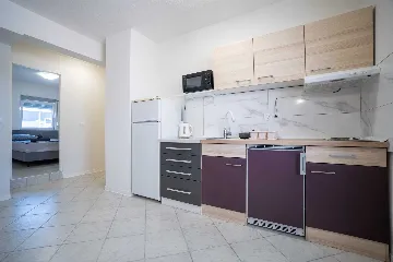Apartment in Radovanjica, Vir for 4–5 Guests