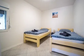 Apartment in Radovanjica, Vir for 4–5 Guests