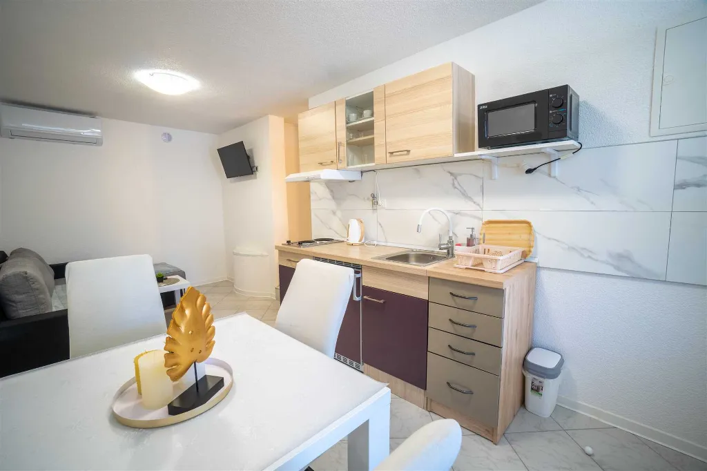 Apartment in Vir for up to 4 guests