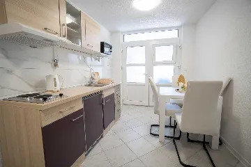 Apartment in Vir for up to 4 guests