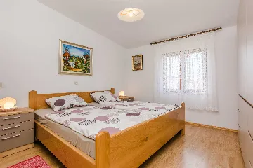 2-Bedroom Apartment in Vir for Up to 4 Guests