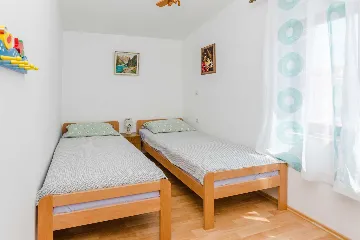 2-Bedroom Apartment in Vir for Up to 4 Guests