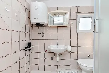 One-Bedroom Apartment in Vir (100 m to Beach)