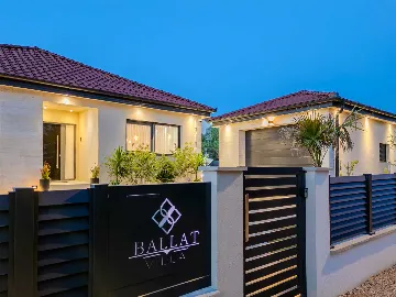 Privlaka 3-Bedroom Villa for 6-7 with Private Pool