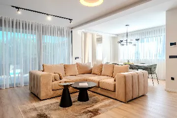 Privlaka 3-Bedroom Villa for 6-7 with Private Pool