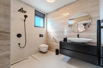 Privlaka 3-Bedroom Villa for 6-7 with Private Pool