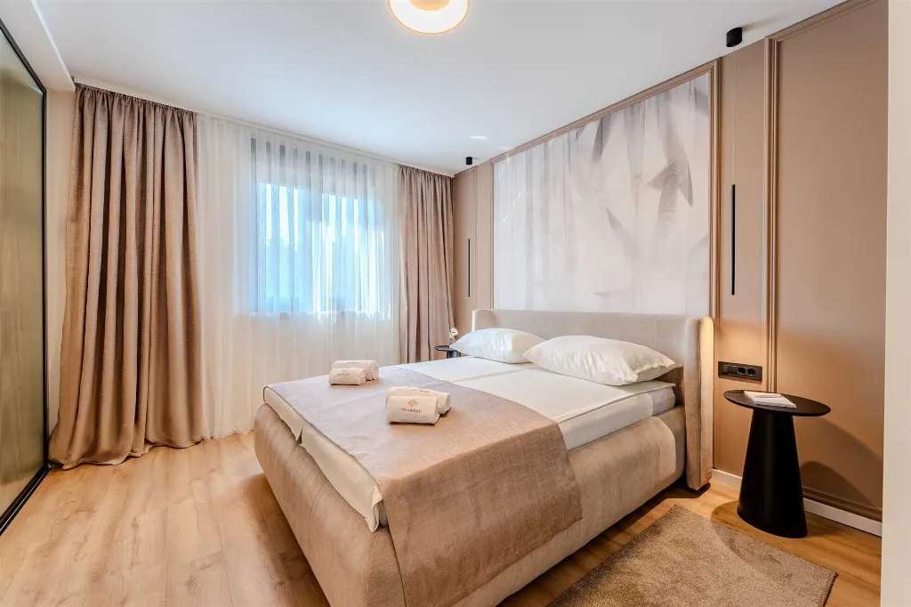 Privlaka 3-Bedroom Villa for 6-7 with Private Pool