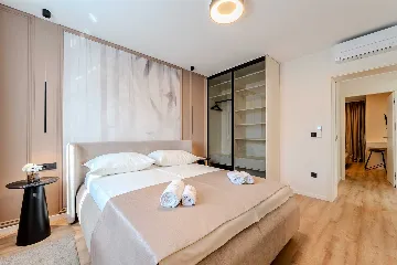 Privlaka 3-Bedroom Villa for 6-7 with Private Pool