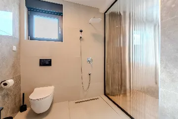 Privlaka 3-Bedroom Villa for 6-7 with Private Pool