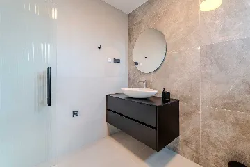 Privlaka 3-Bedroom Villa for 6-7 with Private Pool