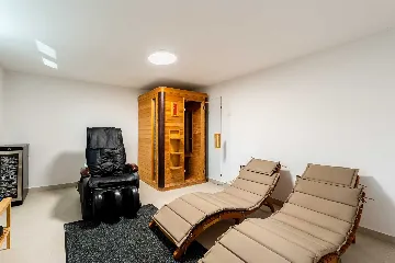 Privlaka 3-Bedroom Villa for 6-7 with Private Pool