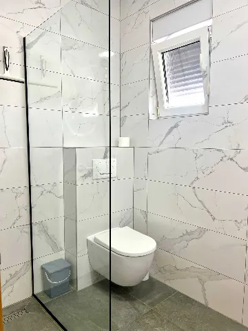 Apartment in Vir for 2-4 Guests with Partial Sea View