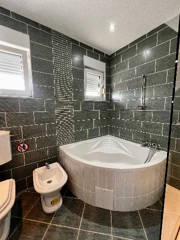 Apartment in Vir for 4–6 with Sea View