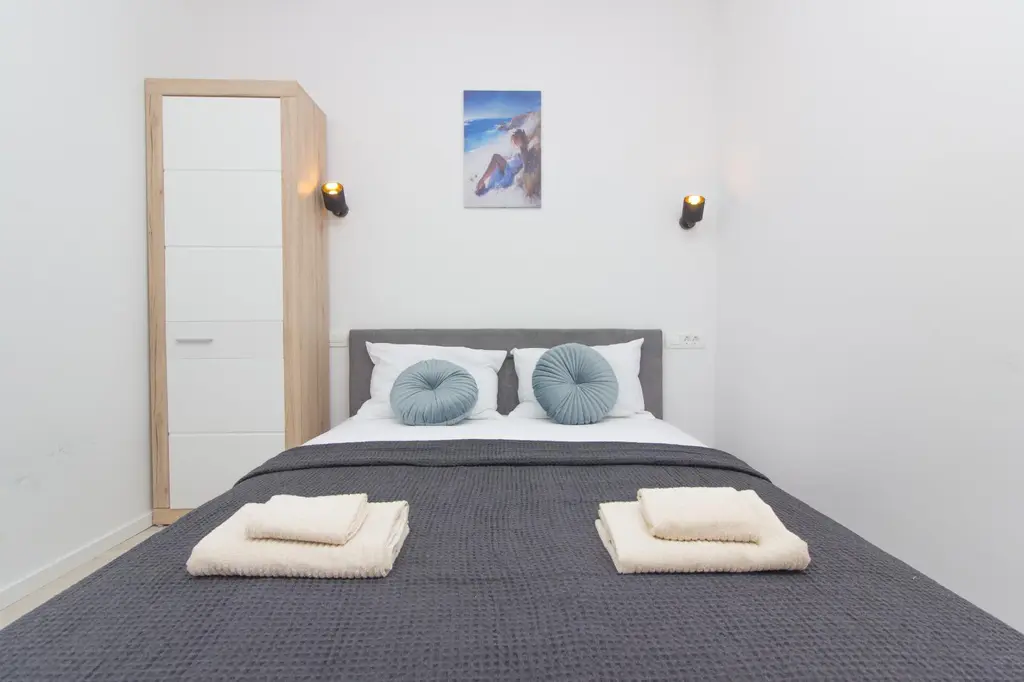 Privlaka Family Holiday House for 6