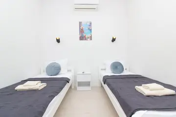 Privlaka Family Holiday House for 6