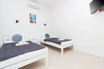 Privlaka Family Holiday House for 6