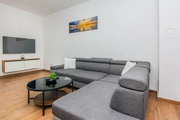 Vir 4-Person Apartment