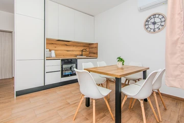 Vir 4-Person Apartment