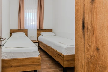 Vir 4-Person Apartment