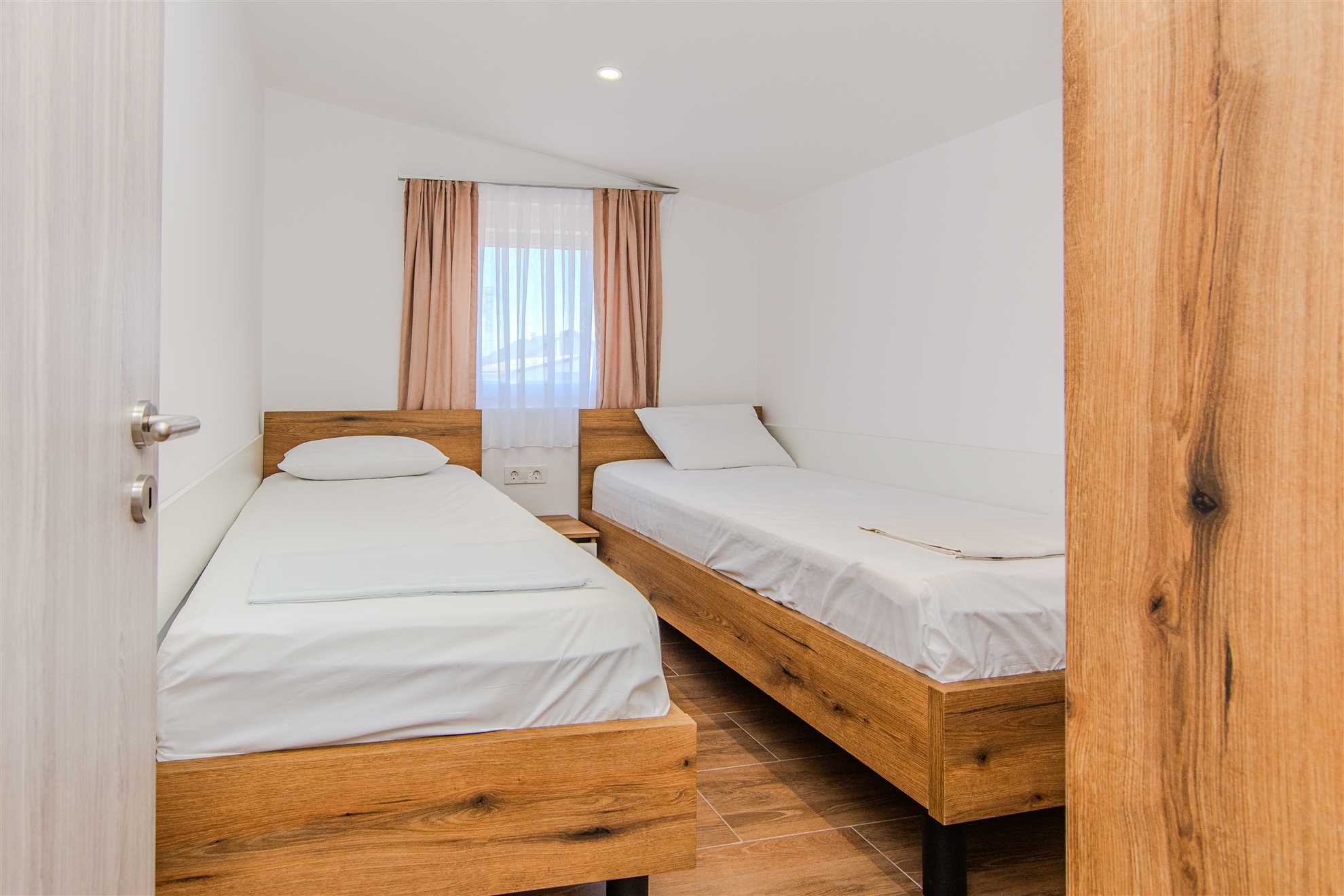 For 4 persons | New and modern | 350 m from the beach