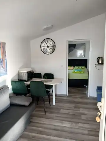 Apartment in Vir with Partial Sea View for 4–6