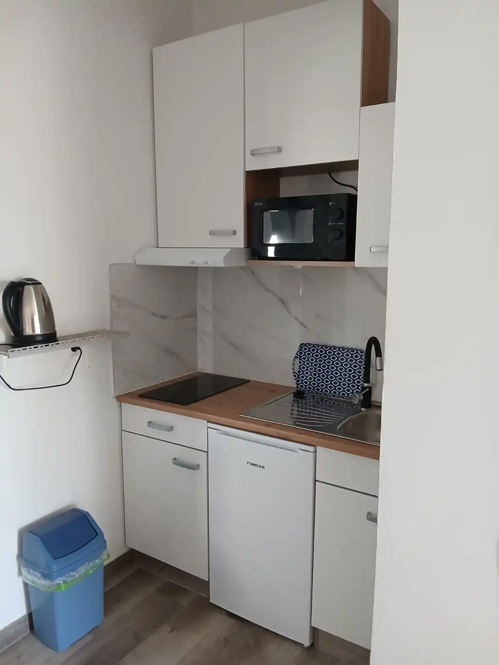 Apartment in Vir with Partial Sea View for 4–6