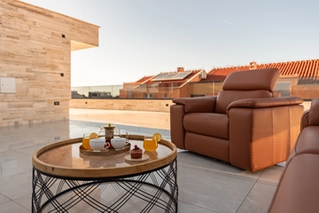 Villa in Zaton for 10 Guests with Private Pool