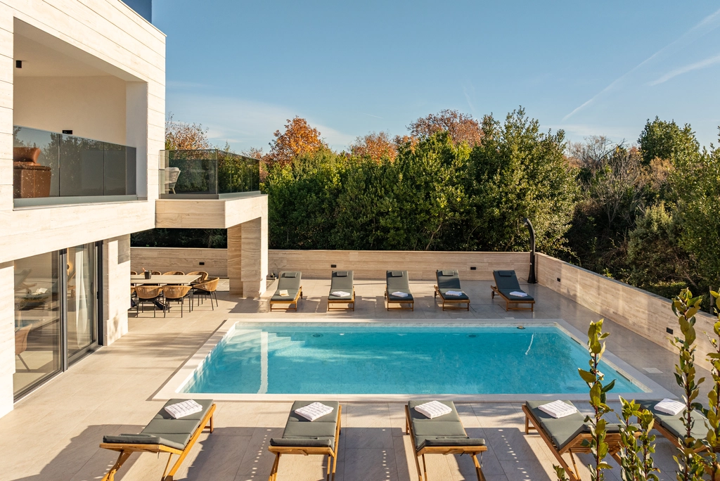 Villa in Zaton for 10 Guests with Private Pool