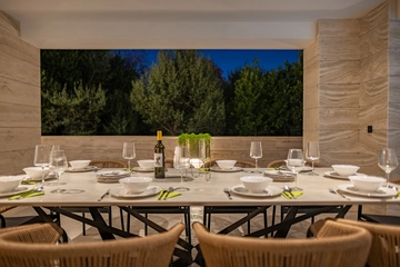 Villa in Zaton for 10 Guests with Private Pool