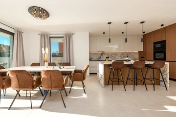 Villa in Zaton for 10 Guests with Private Pool