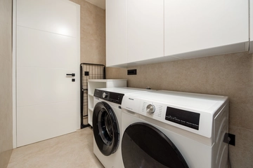 Villa in Zaton for 10 Guests with Private Pool