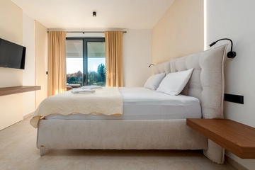 Villa in Zaton for 10 Guests with Private Pool