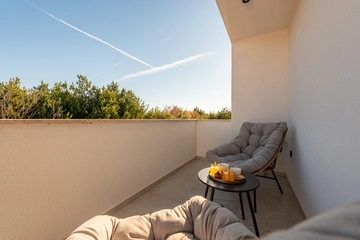 Villa in Zaton for 10 Guests with Private Pool