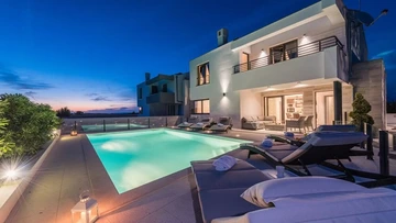 Privlaka Villa for 6 Guests with Private Heated Pool