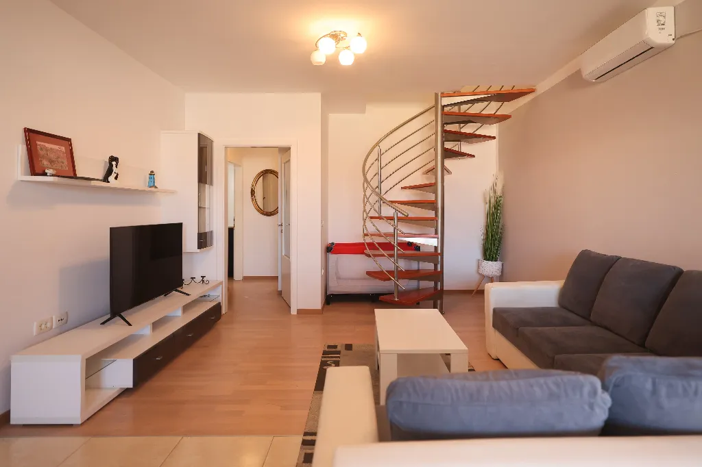 Nin, Zaton Apartment for 5 Guests with Partial Sea View