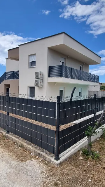 Apartment in Vir for 4–5 guests with Sea View