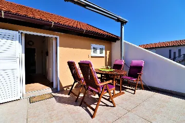 Apartment in Vir for 4 Guests with Air Conditioning