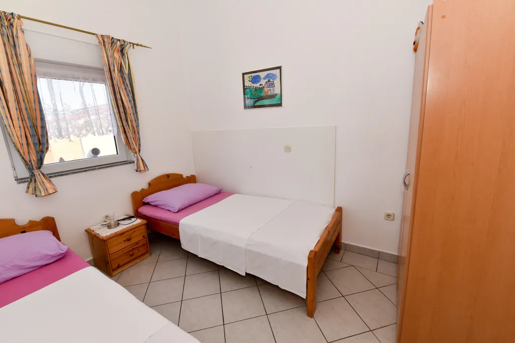 Vir Apartment for 4-5 Guests with Sea View & 100 m Beach