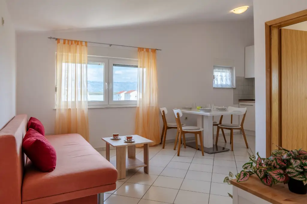Vir 1-Bedroom Apartment with Partial Sea View