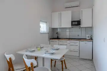 Vir 1-Bedroom Apartment with Partial Sea View
