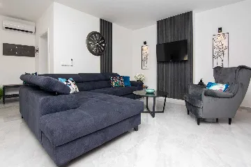 Apartment in Vir for 4 Guests with Private Pool