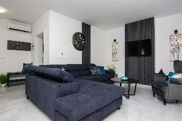 Apartment in Vir for 4 Guests with Private Pool