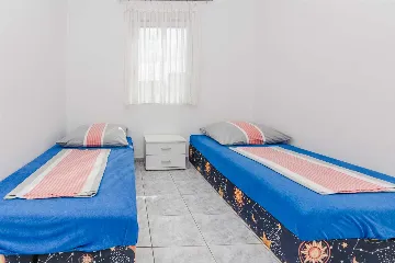 Two-Bedroom Beachfront Apartment in Vir (Up to 5)