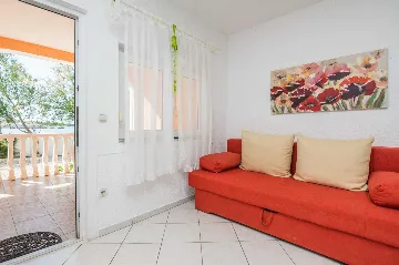 Sea View Apartment for 4 in Vir